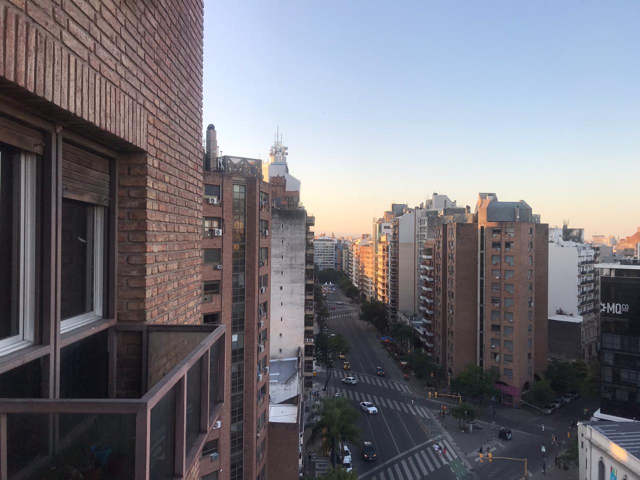 34fa6d7a-4b79-43d1-9ef7-cae389cf584b.jpg