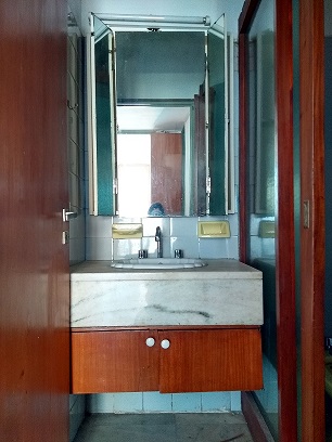 antebaño.jpg
