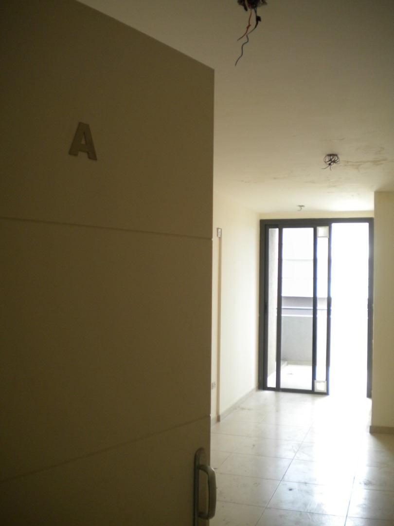 f30c16e6-260b-49ba-8faf-0bbc53785000.jpg